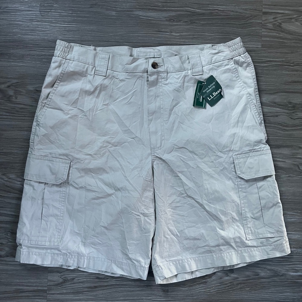 LL Bean Mens Tropic Weight Cargo Shorts Stone Beige Comfort Waist 38W 282476